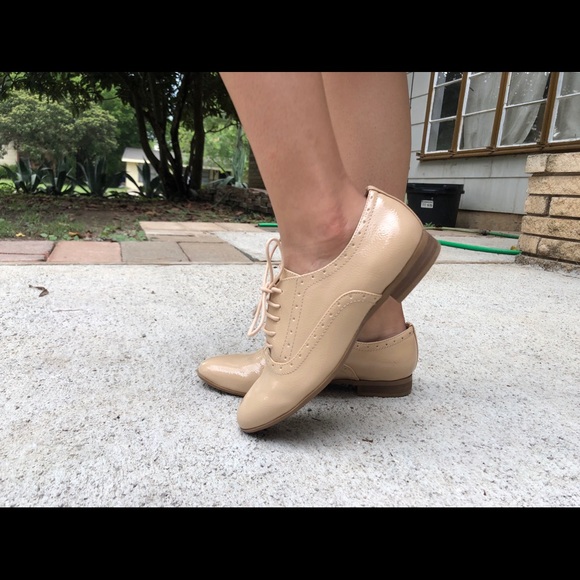 Steve Madden Shoes Steve Madden Women Beige Oxfords Poshmark
